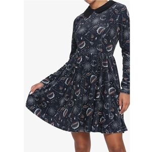 Disney Her Universe Hocus Pocus Dress Halloween Witchy‎ Collared Long Sleeve